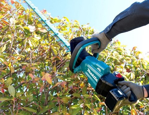 NOŻYCE AKUMULATOROWE DO ŻYWOPŁOTU 600MM 18V 0*AH LI-LON MAKITA NOŻYCE AKUMULATOROWE DO ŻYWOPŁOTU 600MM 18V 0*AH LI-LON MAKITA