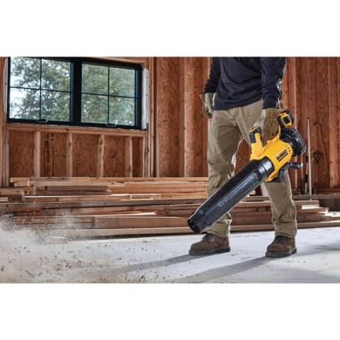DMUCHAWA AKUMULATOROWA 18V XR 1*5.0AH BEZSZCZOTKOWA DEWALT DMUCHAWA AKUMULATOROWA 18V XR 1*5.0AH BEZSZCZOTKOWA DEWALT