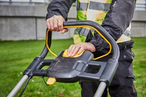 KOSIARKA DO TRAWY AKUMULATOROWA 48CM 2*18V 2*5.0*AH DEWALT