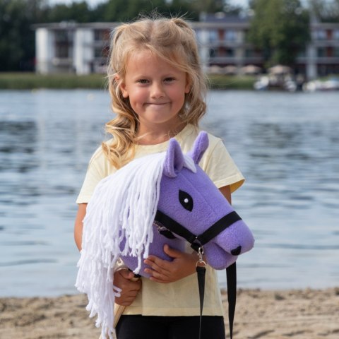 Skippi - lekki mały hobby horse A5 - lawendowy liliowy fioletowy - kantar Skippi - lekki mały hobby horse A5 - lawendowy liliowy fioletowy - kantar