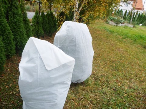 Agrowłóknina Kaptur Zimowy UV 155x155cm GF Agro Agrowłóknina Kaptur Zimowy UV 155x155cm GF Agro