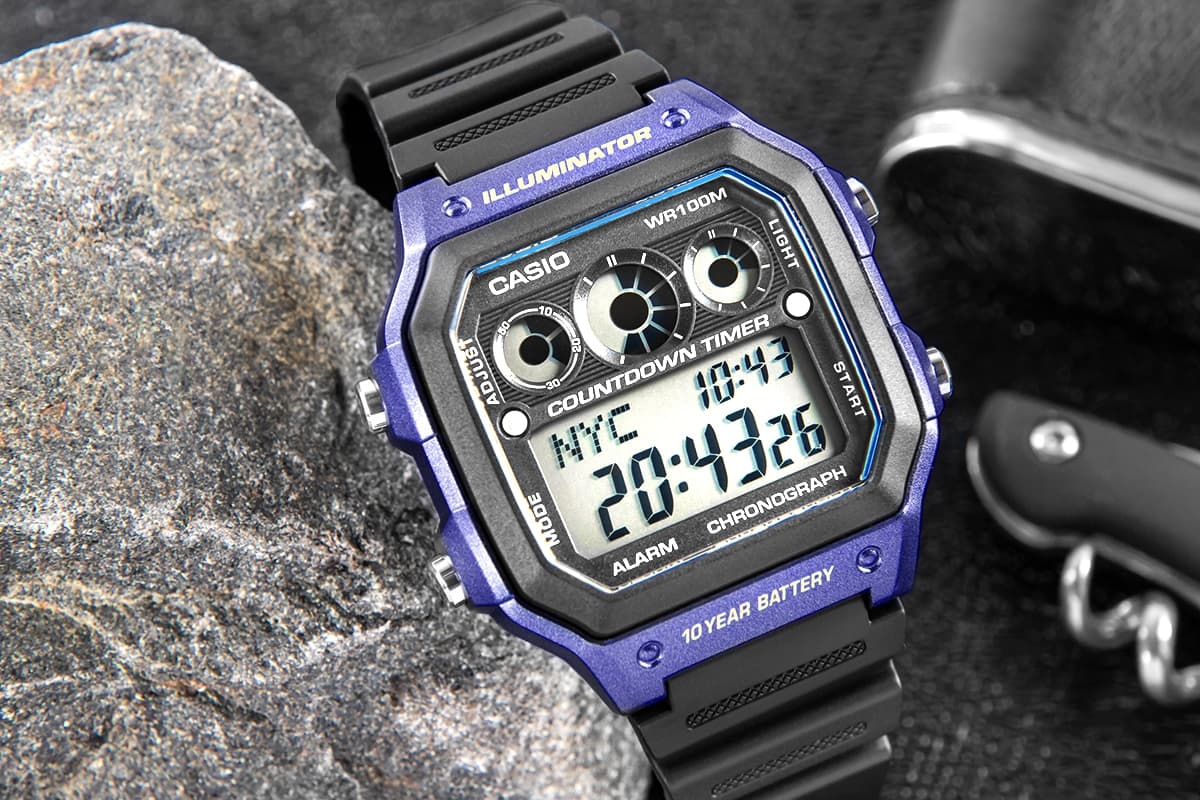 Zegarek Męski CASIO AE-1300WH-2AVDF