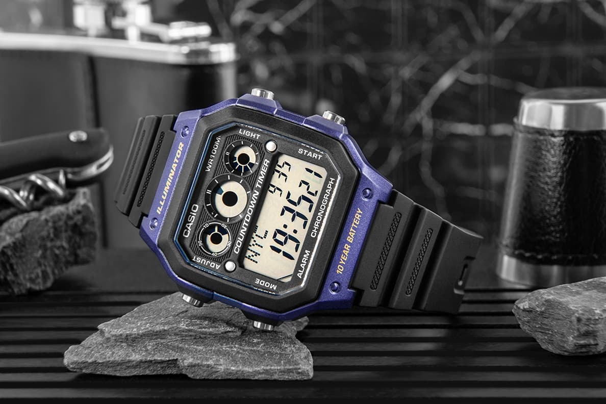 Zegarek Męski CASIO AE-1300WH-2AVDF