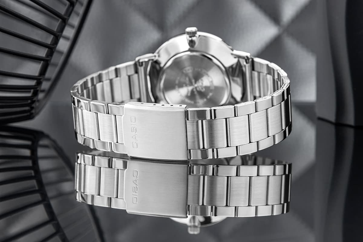 Zegarek Męski CASIO MTP-VT04D-8EDF + BOX