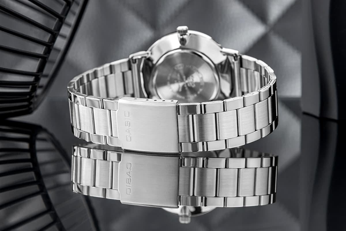 Zegarek Męski CASIO MTP-VT04D-1EDF + BOX