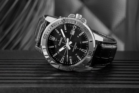 Zegarek Męski CASIO MTP-VD01L-1CVUDF + BOX Zegarek Męski CASIO MTP-VD01L-1CVUDF + BOX