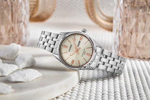 Zegarek Damski CASIO LTP-1335D-9AVDF + BOX CASIO Zegarek Damski CASIO LTP-1335D-9AVDF + BOX CASIO