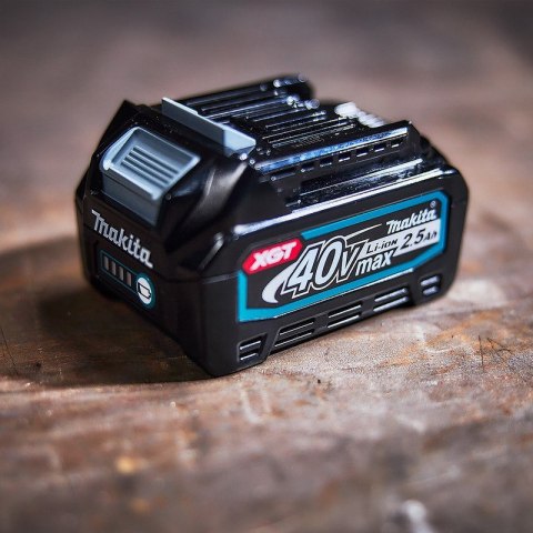 AKUMULATOR BL4025 XGT 40V MAX 2.5 AH MAKITA AKUMULATOR BL4025 XGT 40V MAX 2.5 AH MAKITA